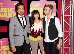 2012 CMT Music Awards - Arrivals