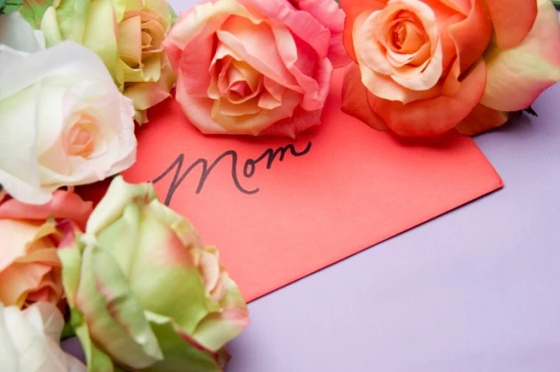 Card with word Mom and flowers Card with word Mom and flowers
