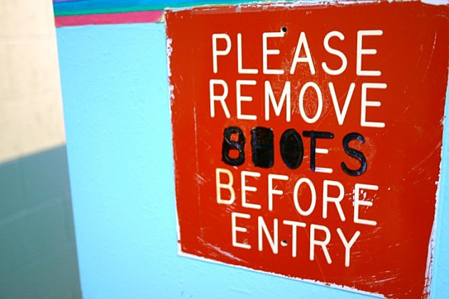 no shoes credit-istock-90687906